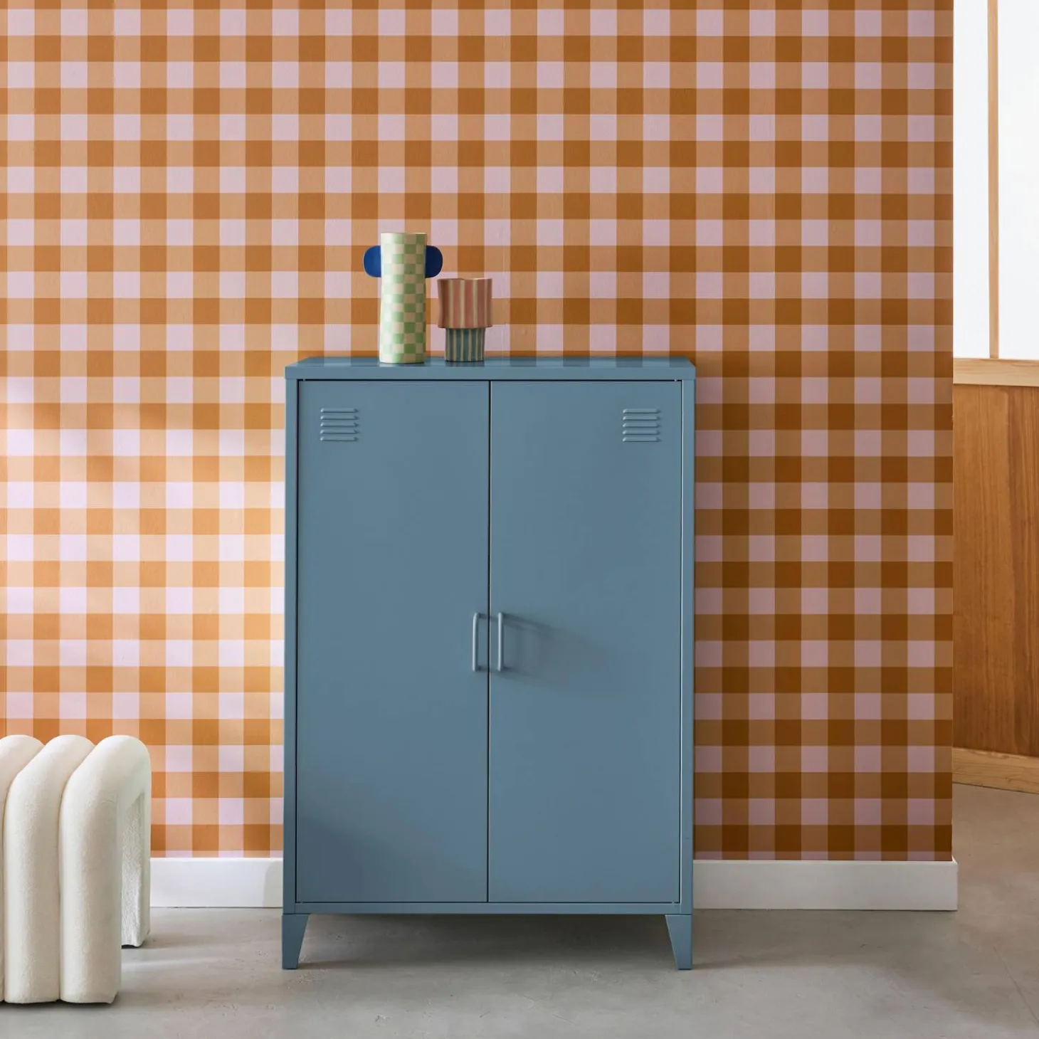 Metal sideboard cabinet with 2 storage compartments, industrial-style