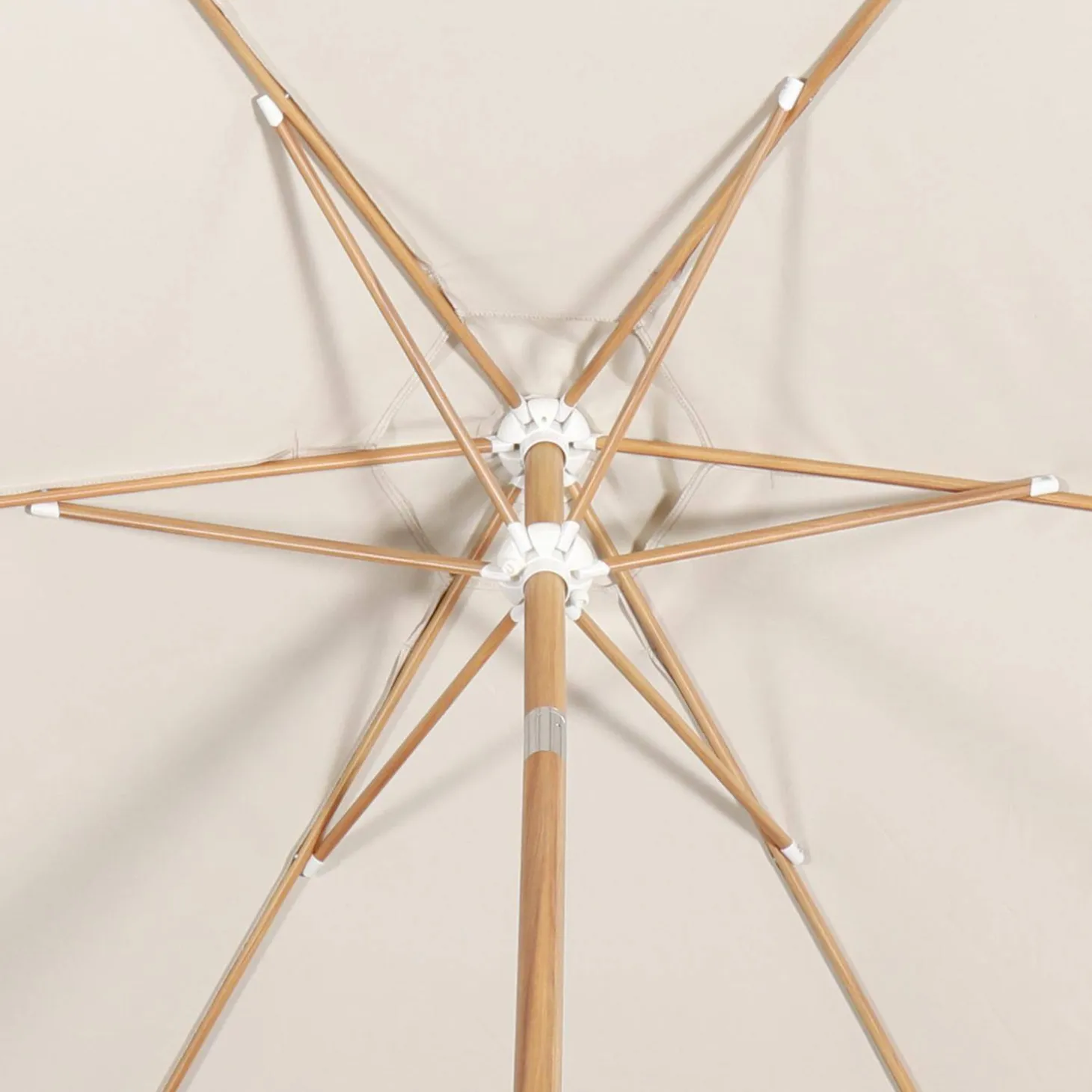 3m round center pole parasol, wood-effect pole