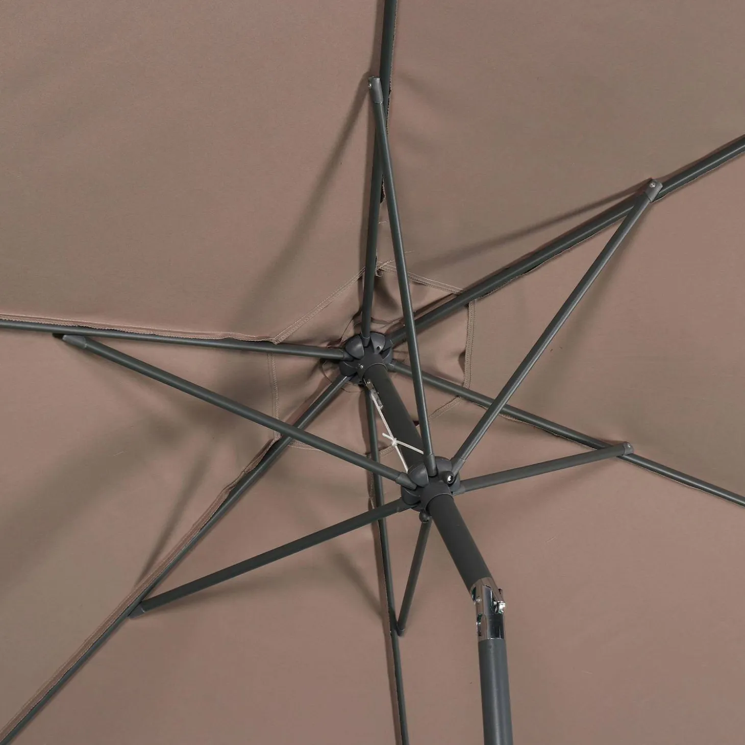 3m round centre pole parasol