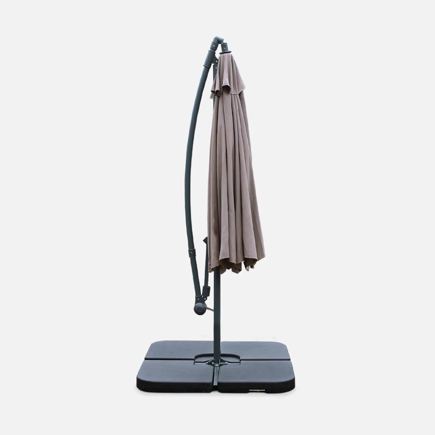 Offset round parasol 300cm