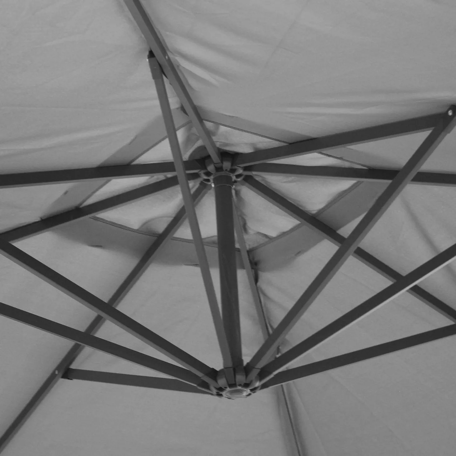 Offset square parasol 3x3m