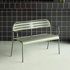 Outdoor steel 2-seater bench