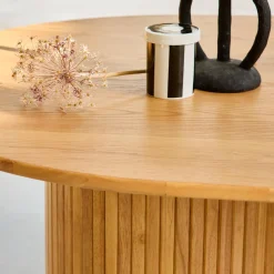 Oval dining table in rubberwood and oak veneer for 8 seats