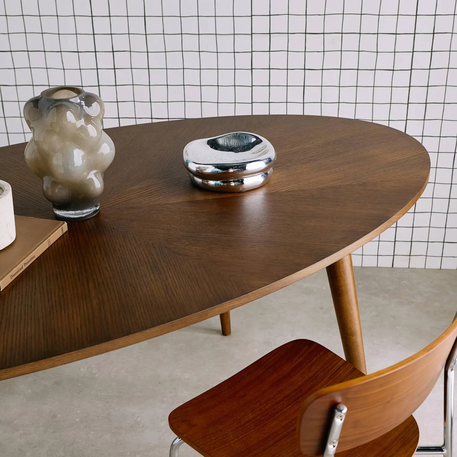 Oval dining table rubber wood and oak veneer 6 places