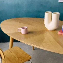 Oval dining table rubber wood and oak veneer 6 places