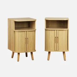 Pair of bedside tables with 2 sliding doors