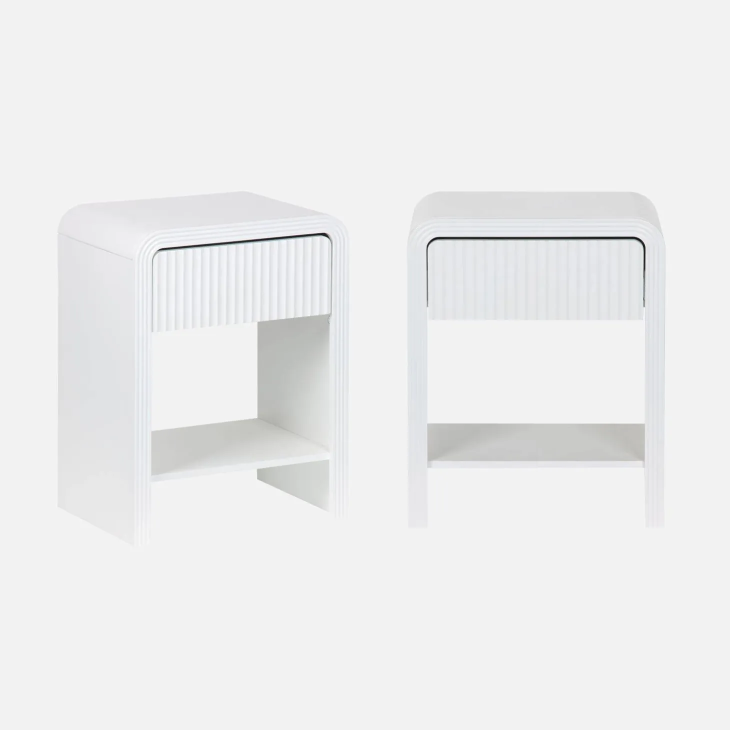 Pair of 1-drawer bedside tables with a grooved wooden effect