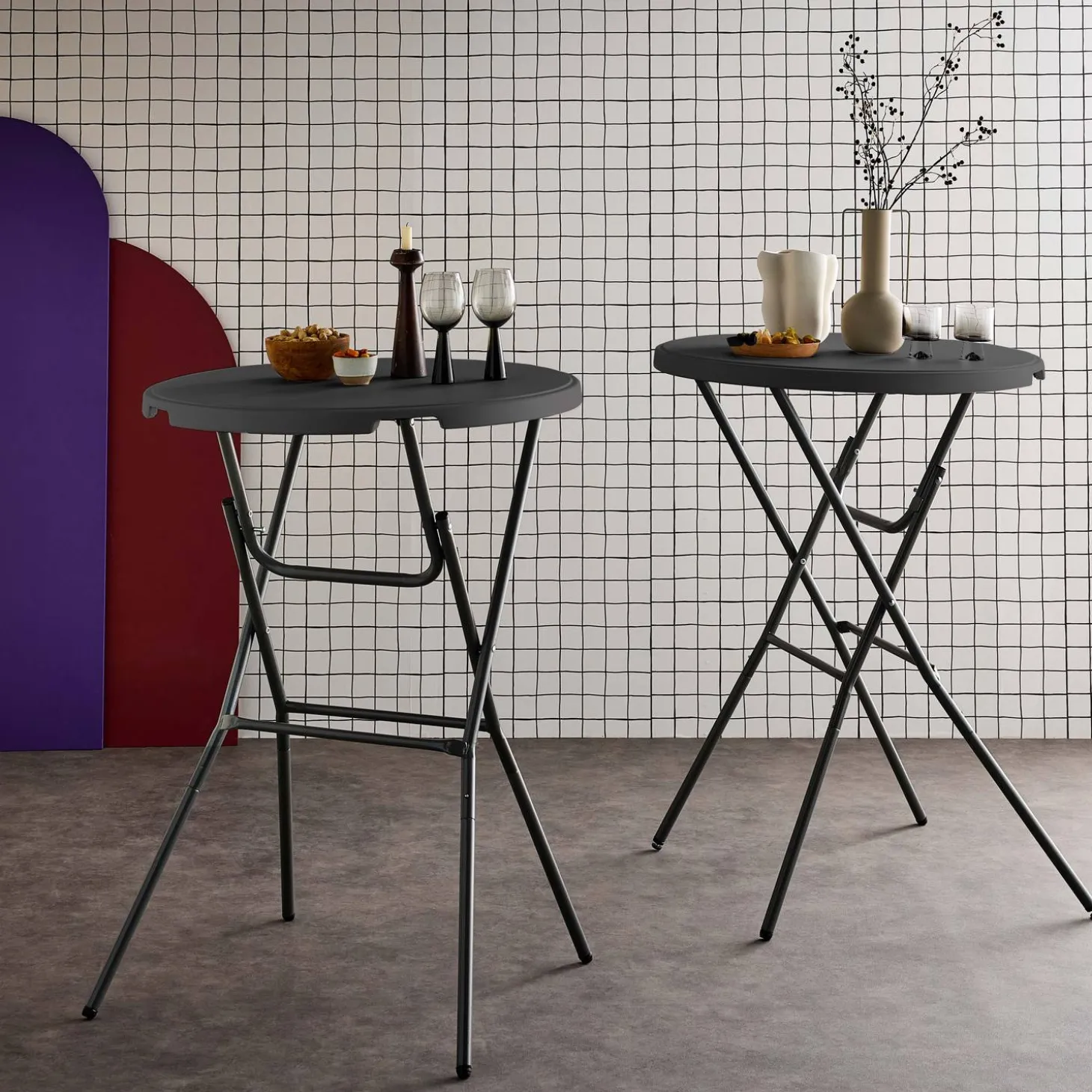 Pair of foldable high tables