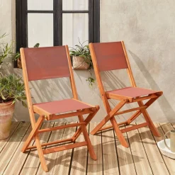 Pair of foldable wooden garden chairs