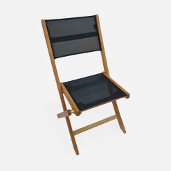 Pair of foldable wooden garden chairs