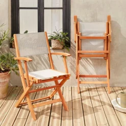 Pair of foldable wooden garden chairs