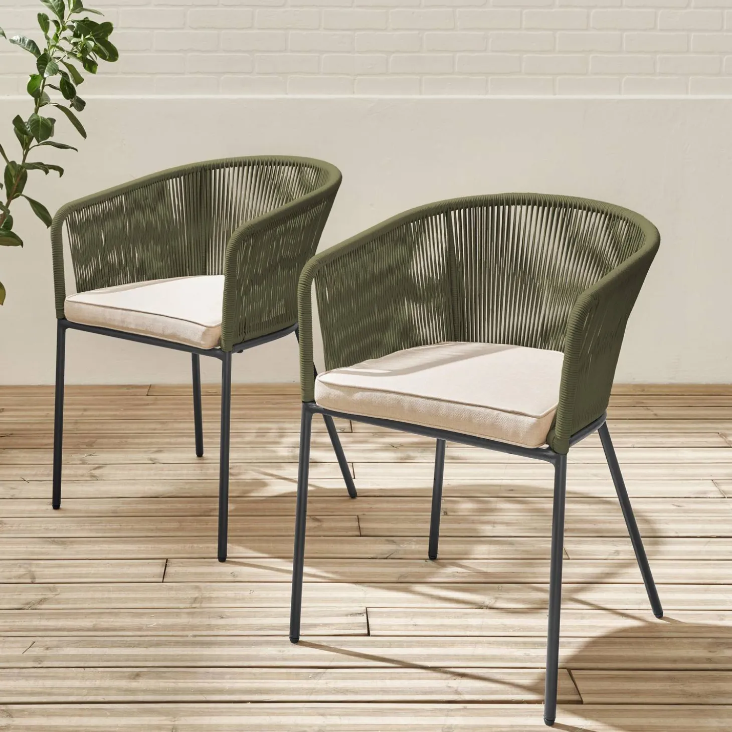 Pair of garden armchairs with rope and galvanised steel