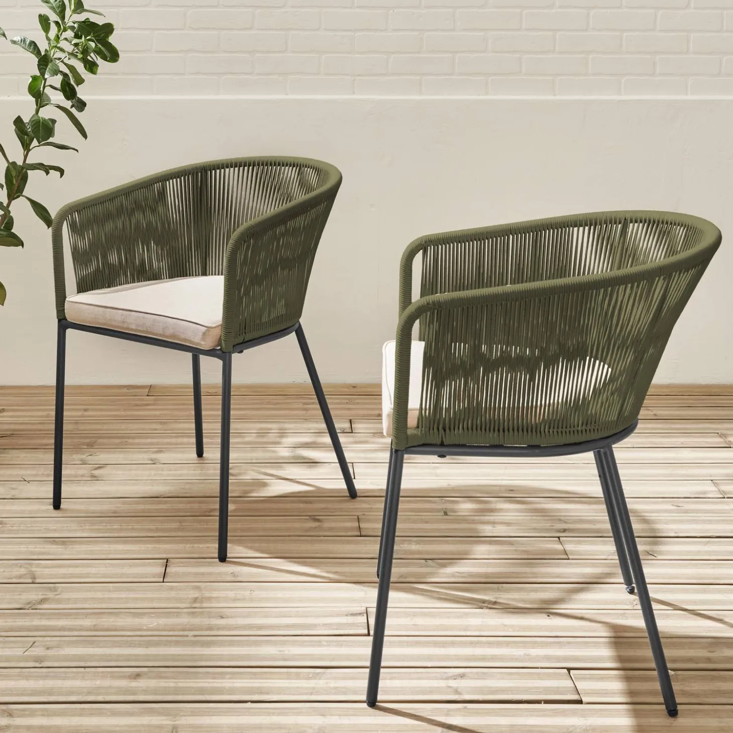 Pair of garden armchairs with rope and galvanised steel