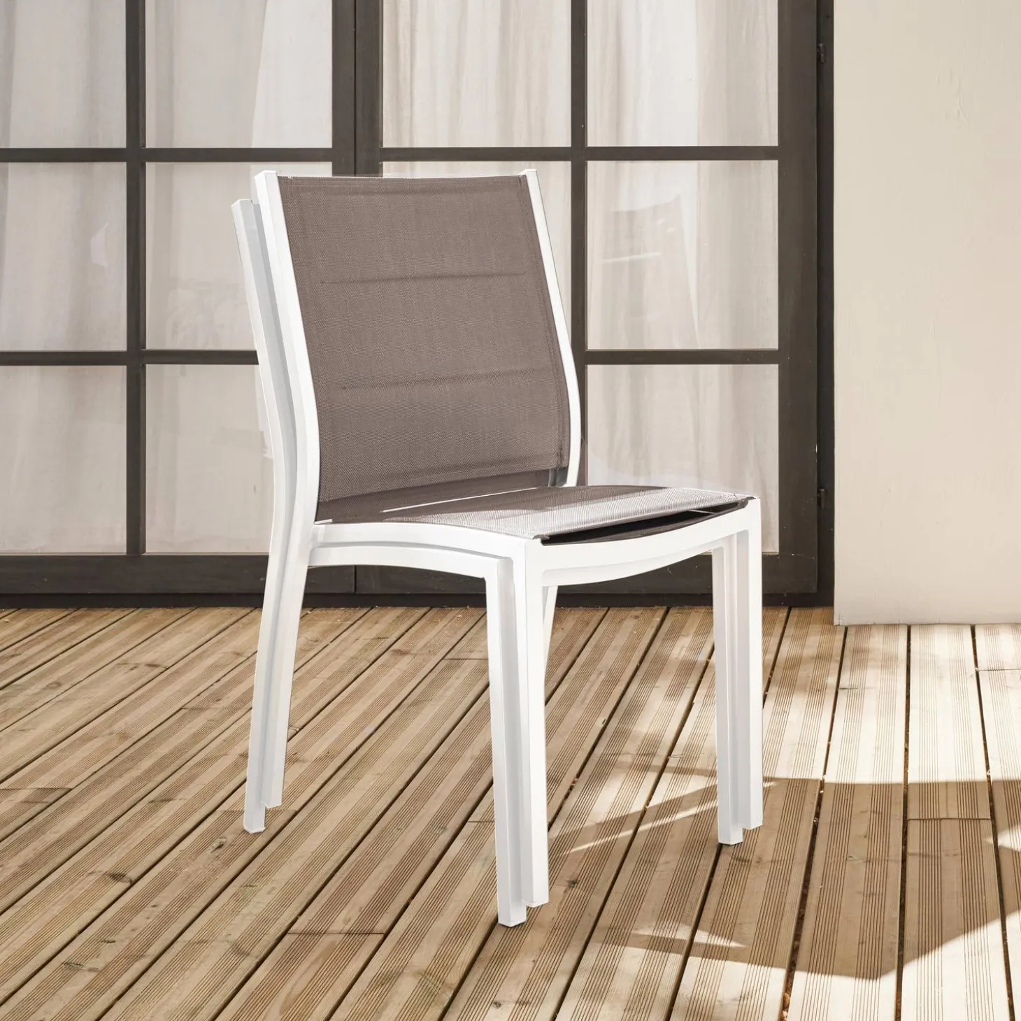 Pair of stackable aluminium garden chairs