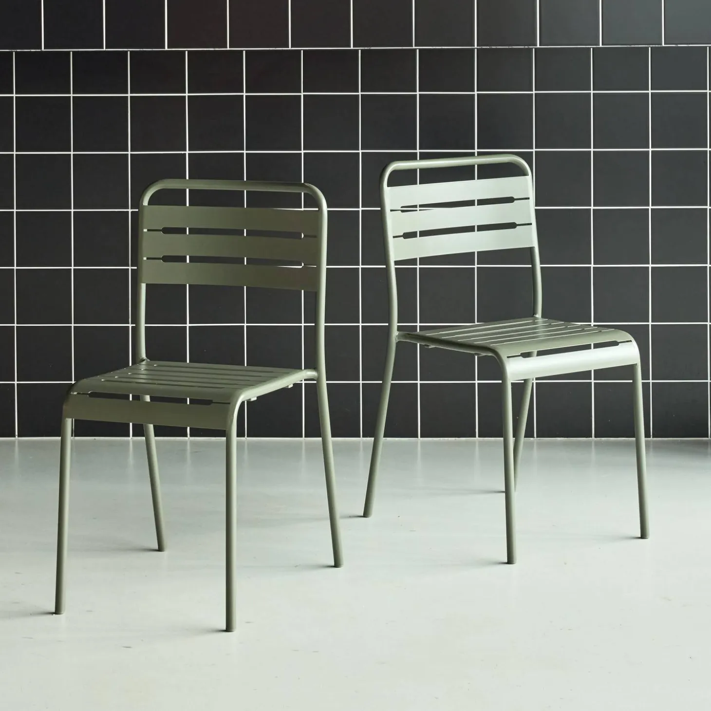 Pair of steel and stackable garden chairs