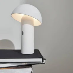 Portable indoor/outdoor cordless table lamp with adjustable head, 28 cm high