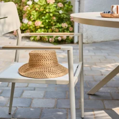 Round garden table Ø140cm aluminium and glass + 6 armchairs