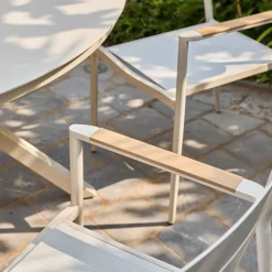 Round garden table Ø140cm aluminium and glass + 6 armchairs