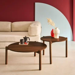 Round nesting coffee tables wood effect