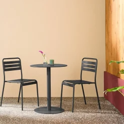 Round steel bistro garden table + 2 chairs