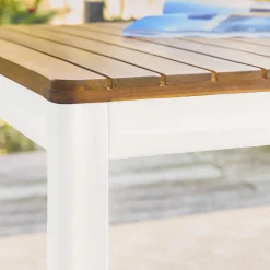 8-seater acacia wooden garden table with rounded corners