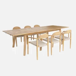 10-seater acacia wood garden table