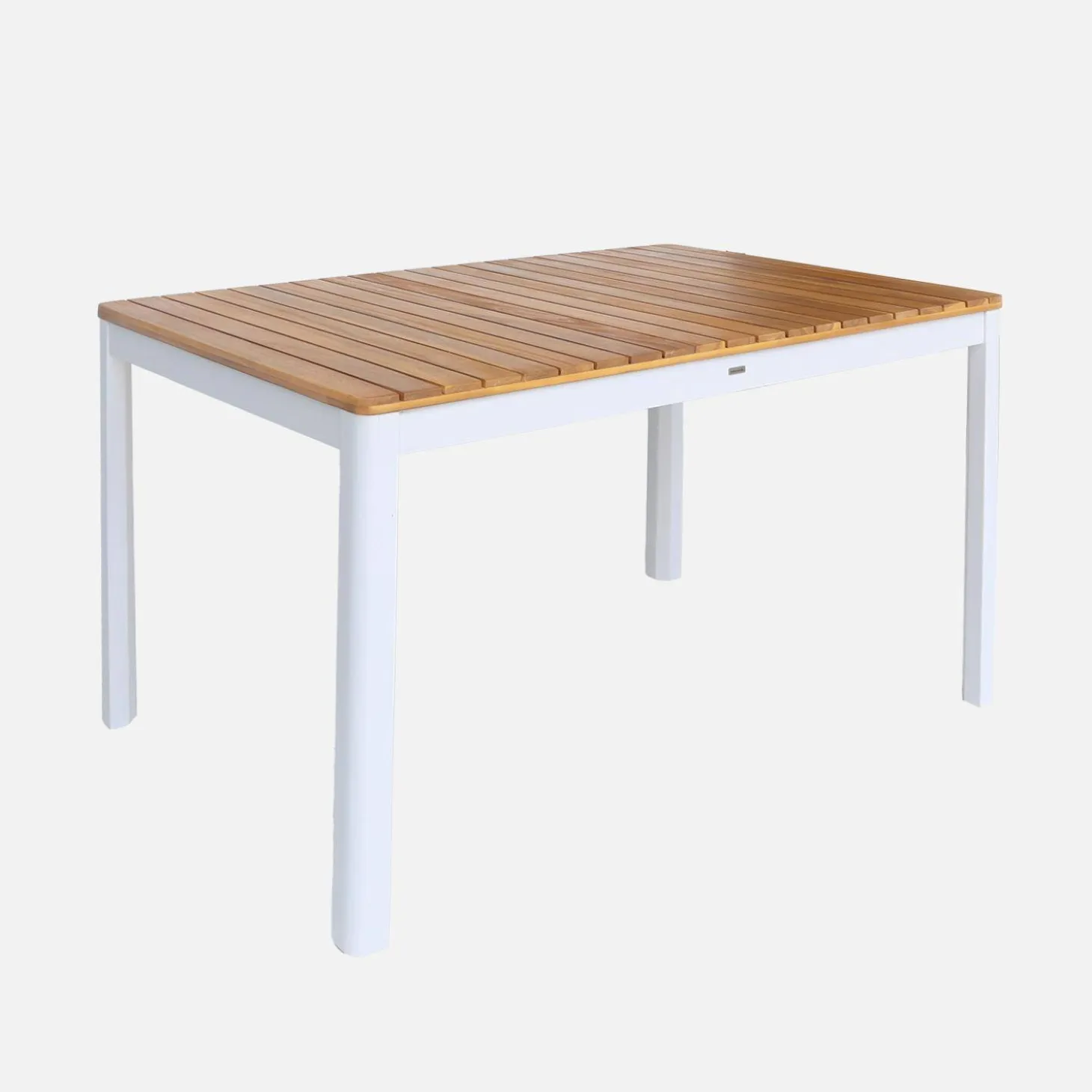 6-seater acacia wood garden table
