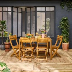 6-seater acacia wood garden table