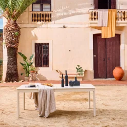 8-seater aluminium extendable garden table