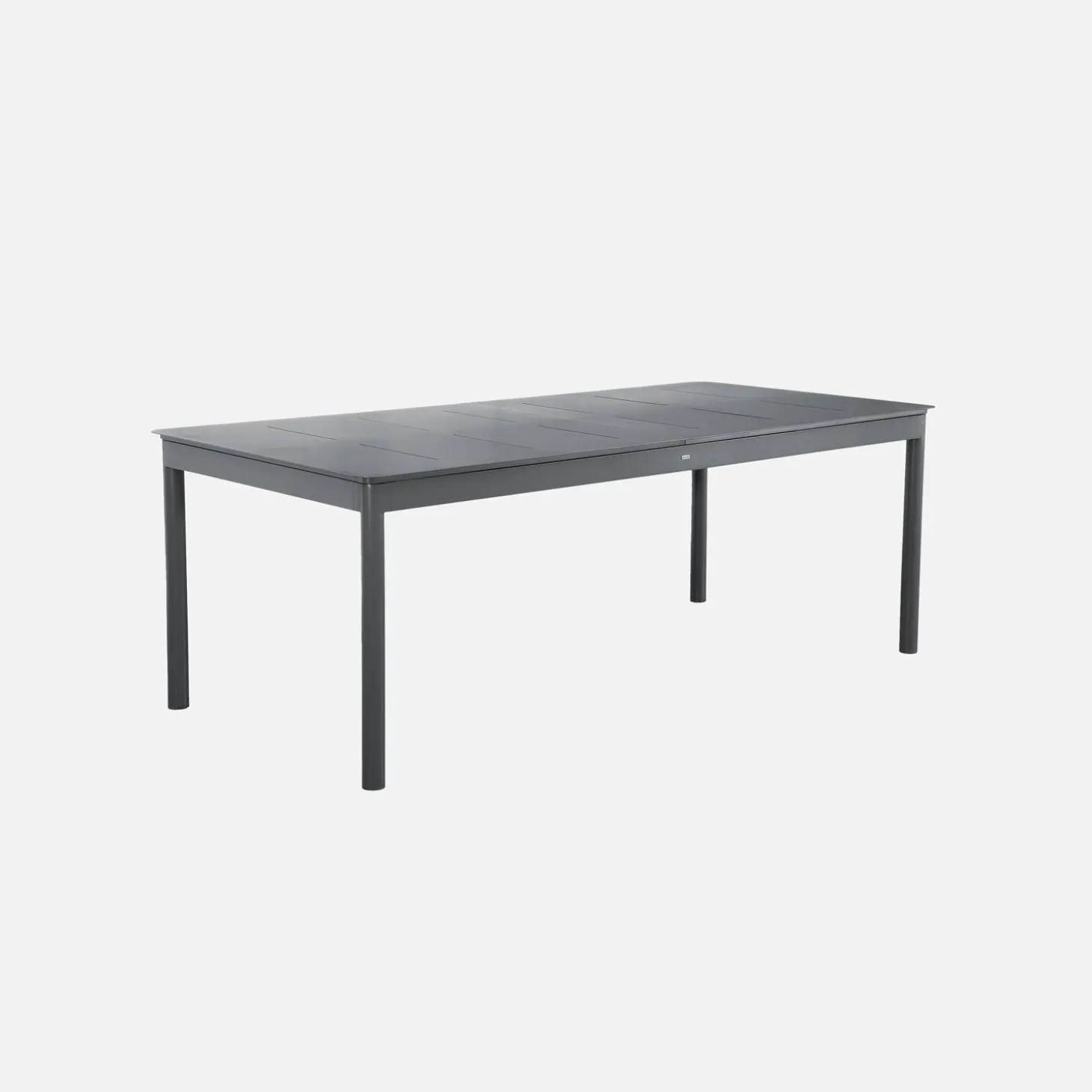 8-seater aluminium extendable garden table