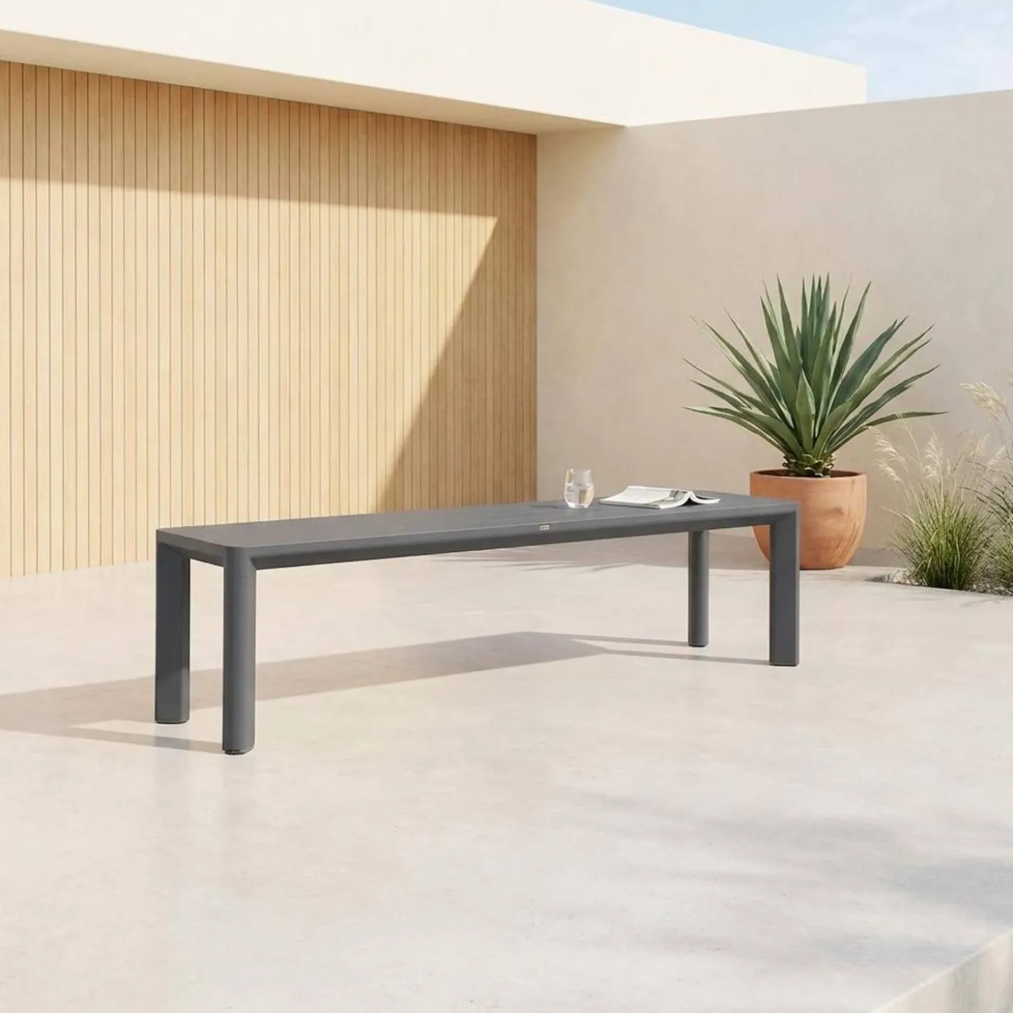 4-seater aluminium garden bench