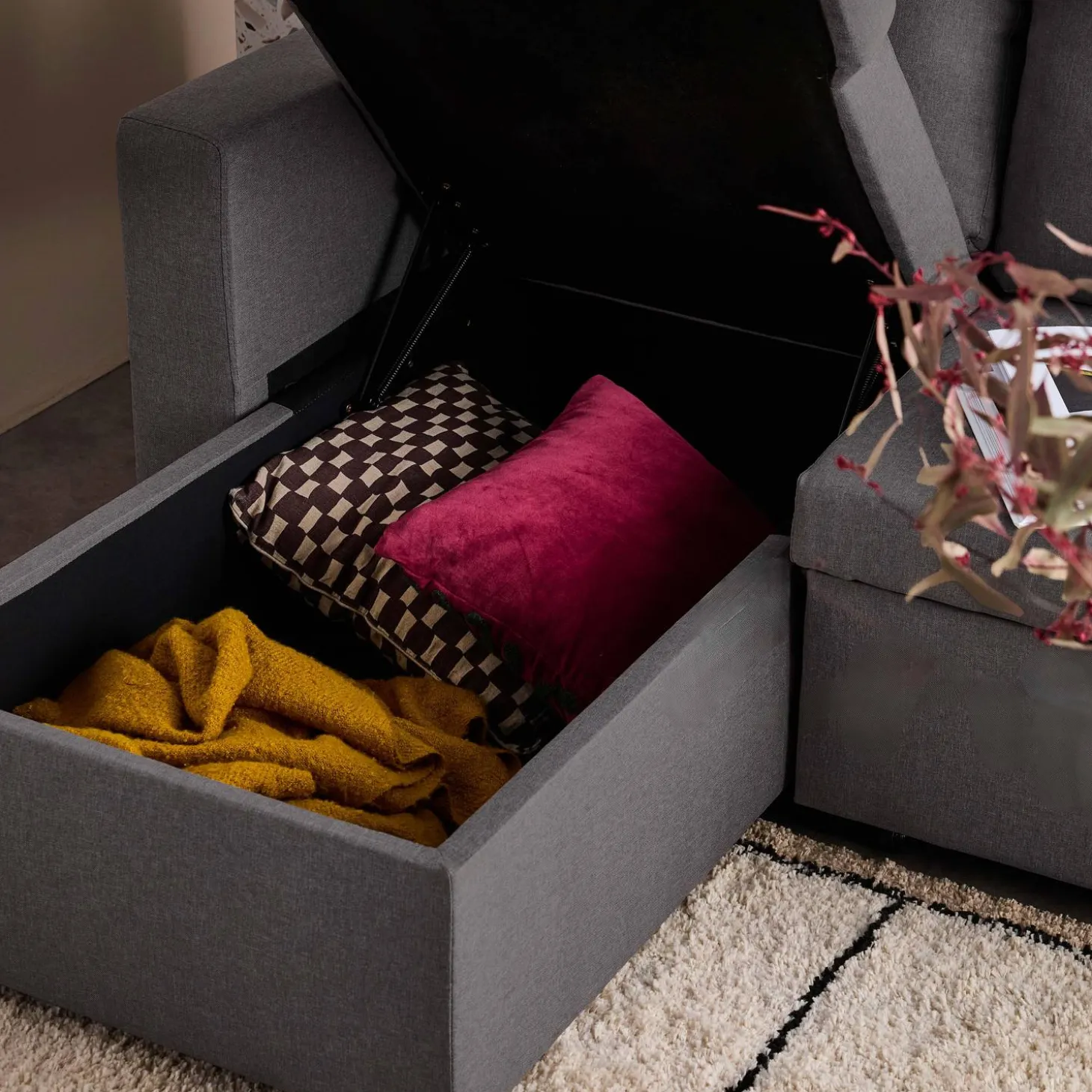 3-seater compact reversible corner sofa bed