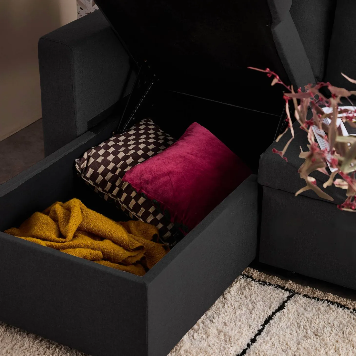 3-seater compact reversible corner sofa bed