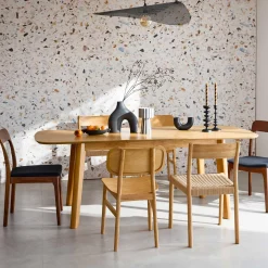 4-6 seater extendable rectangular dining table, oak and metal veneer