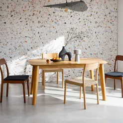 4-6 seater extendable rectangular dining table, oak and metal veneer