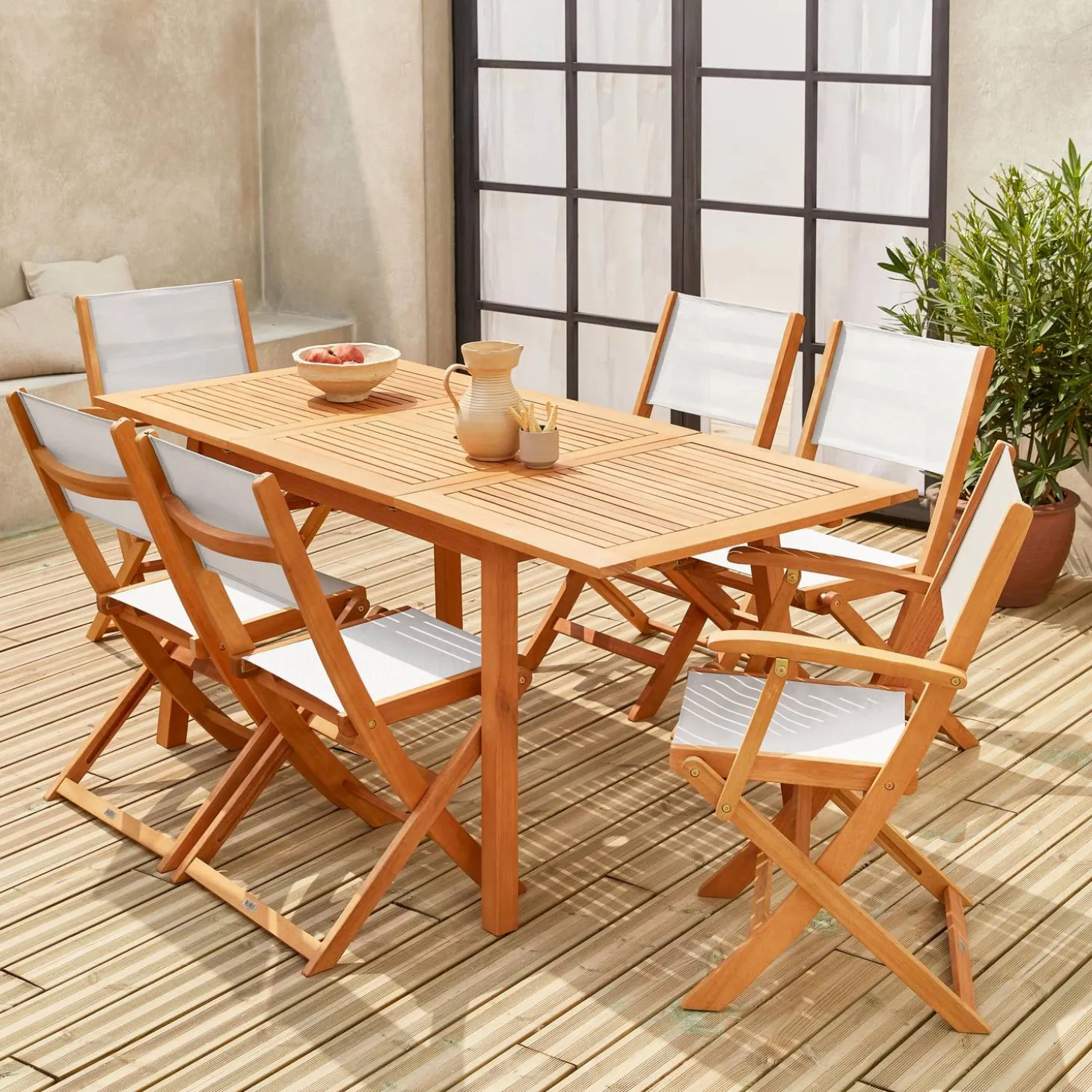 6-seater extendable wooden garden table set with chairs