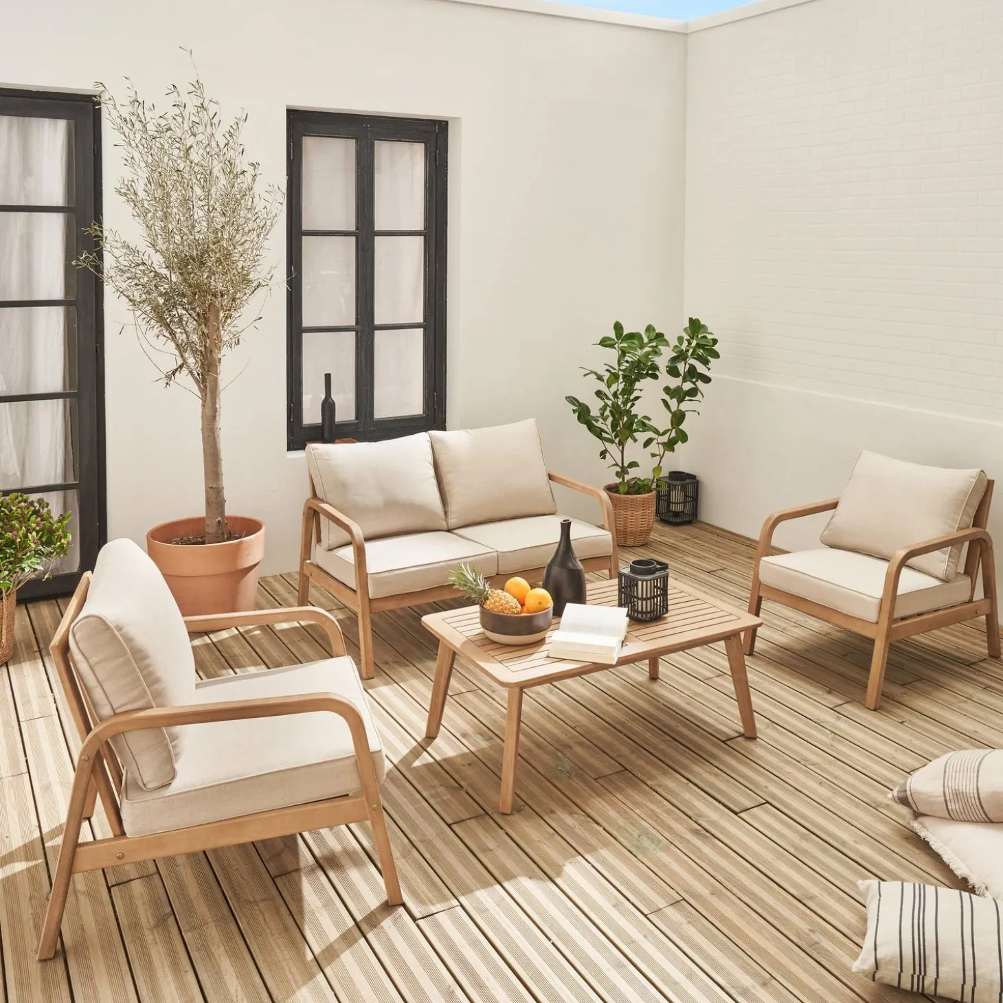 4-seater garden sofa set in acacia wood
