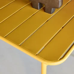 4-seater metal folding garden table 140cm
