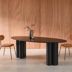 8-seater oval dining table, rubberwood and oak veneer