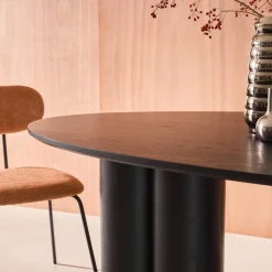 8-seater oval dining table, rubberwood and oak veneer