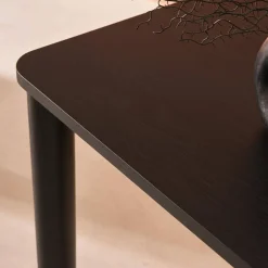 6-seater rectangular dining table with rubberwood and oak veneer