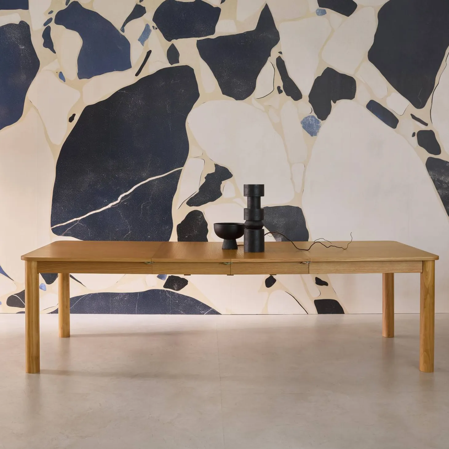 6-10 seater rectangular extendable dining table, rubberwood and oak veneer