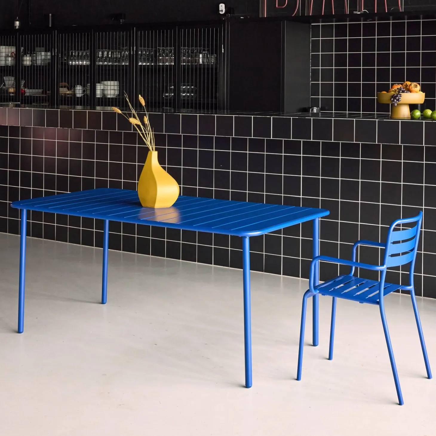 6-8 seater rectangular steel garden table