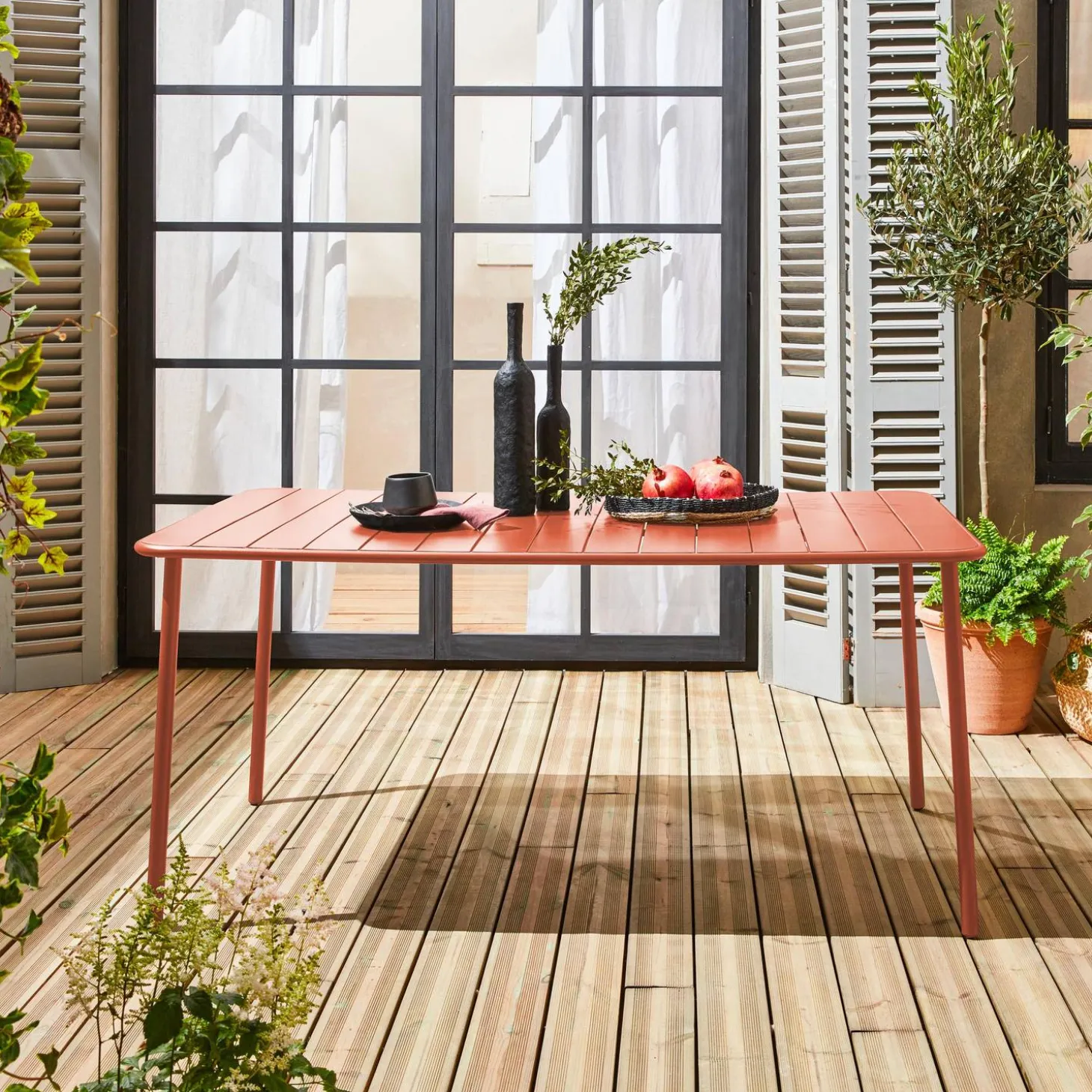 6-8 seater rectangular steel garden table