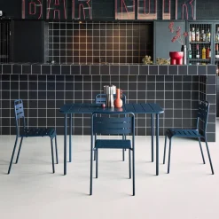 4-seater rectangular steel garden table set with 4 chairs