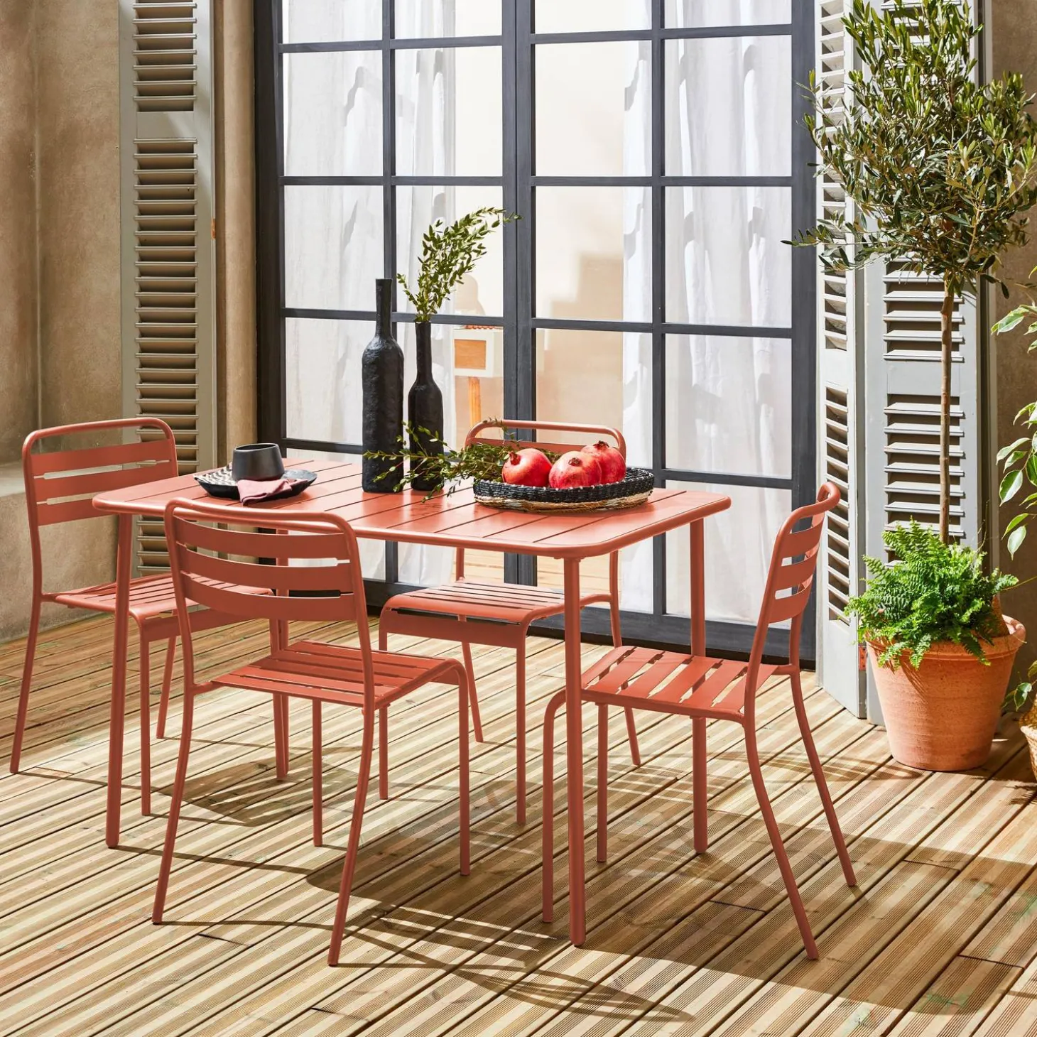 4-seater rectangular steel garden table set with 4 chairs