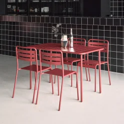4-seater rectangular steel garden table set with 4 chairs