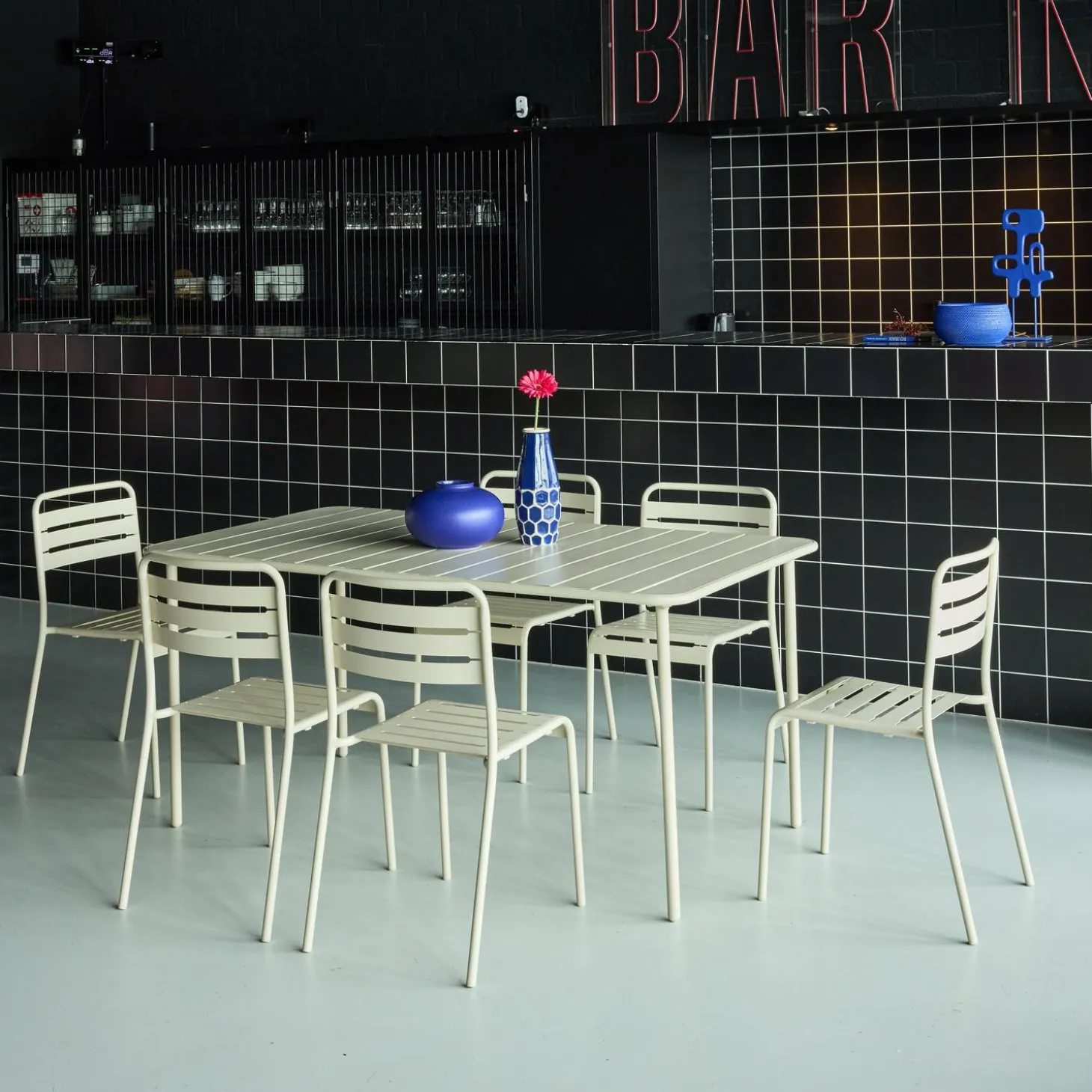 6-8 seater rectangular steel garden table set with 6 chairs