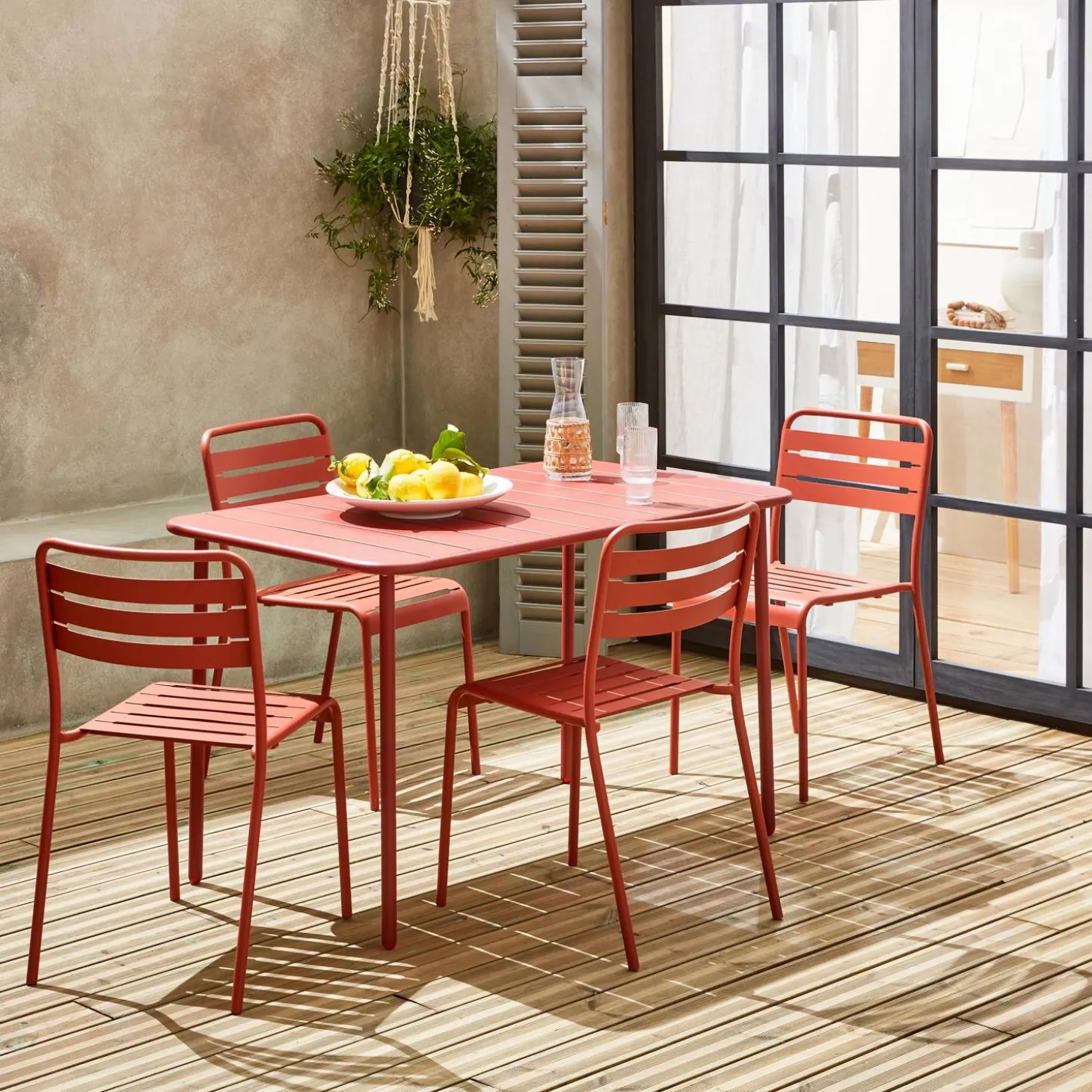 4-seater rectangular steel garden table with 4 chairs