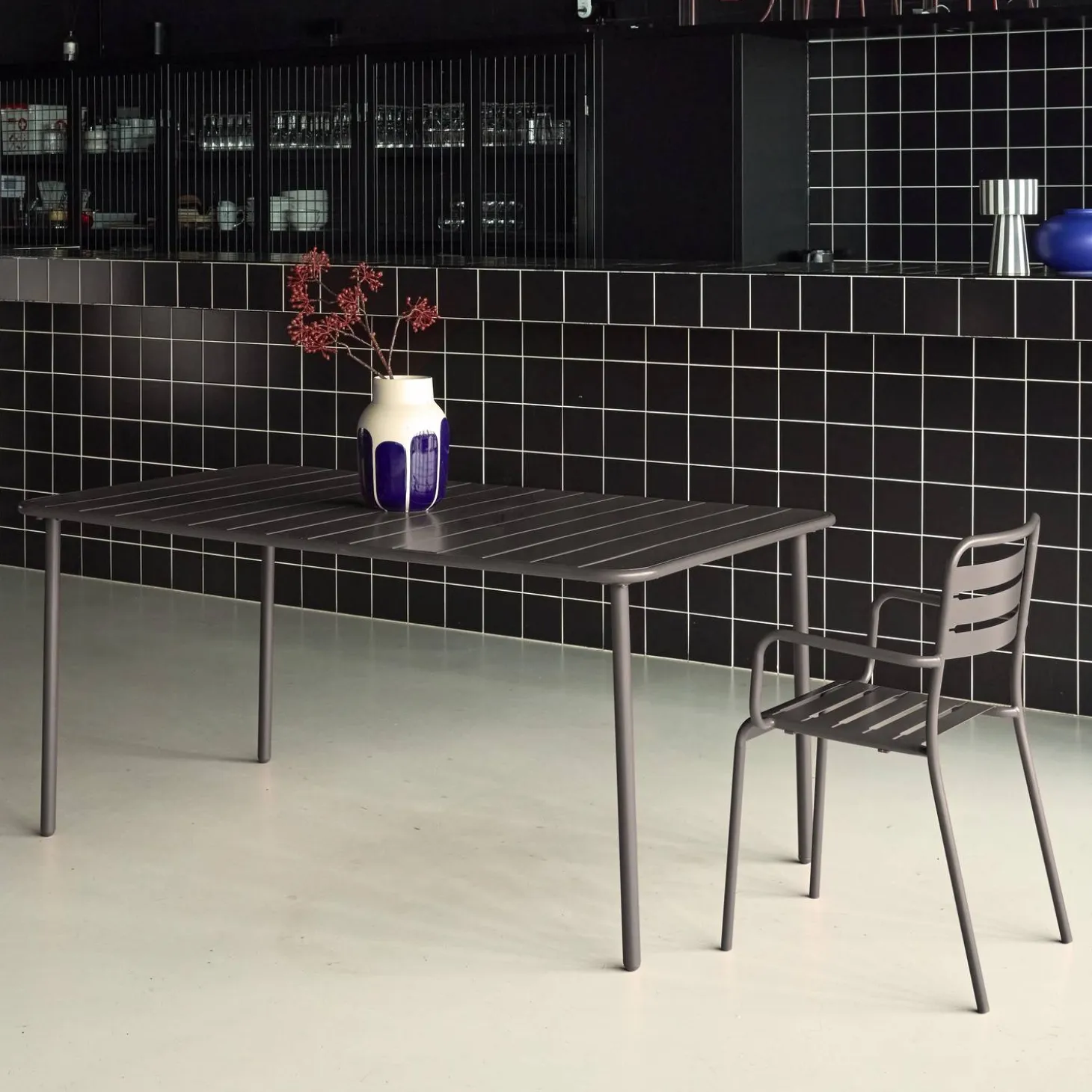 6-8 seater rectangular steel garden table